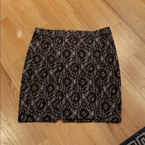 Express Lace Skirt